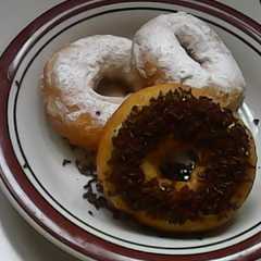 รูปของ Donat irit no telur no kentang