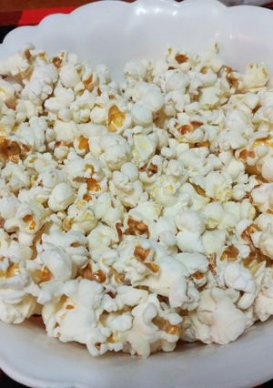 A picture of Homemade pop corns.