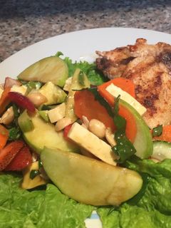 Una foto de Ensalada Tropical