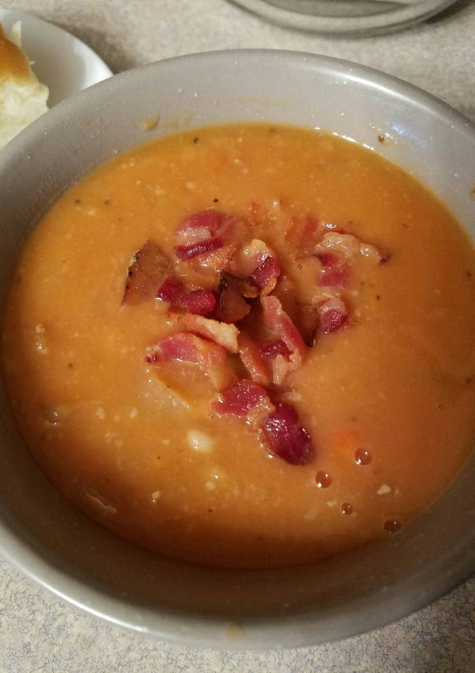 A picture of Bean and Bacon Soup.