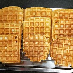A picture of Whole Wheat Crispy Waffle.