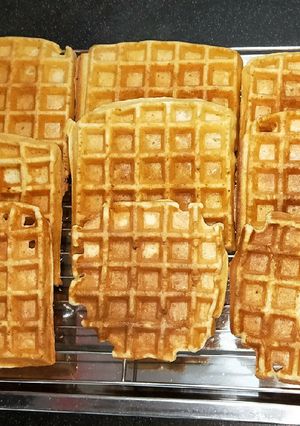 A picture of Whole Wheat Crispy Waffle.