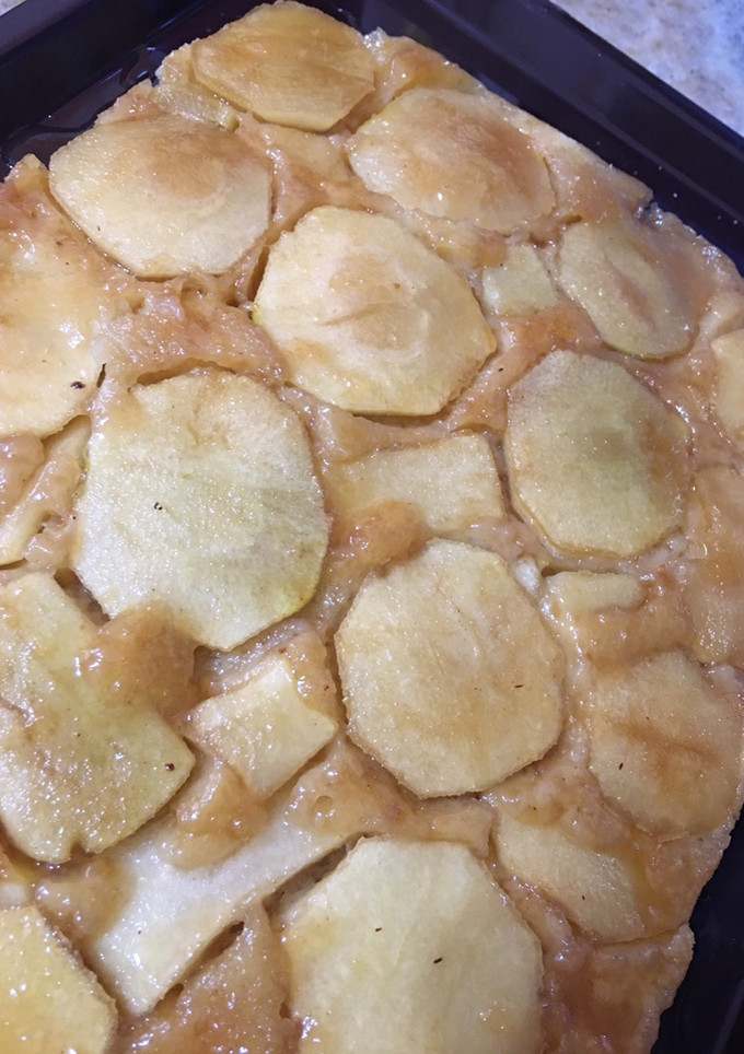 Una foto de Torta invertida de manzanas sin caramelo