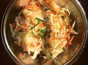 Hình của món Salad Bắp cải trộn.