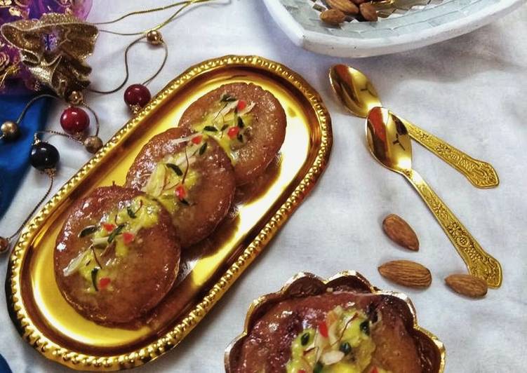 Step-by-Step Guide to Make Ultimate Stuffed bread malpua with rabdi