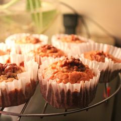A picture of Banana and Walnut Muffins.