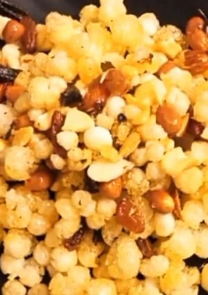 A picture of Navratri Special Sago Dry fruits Namkeen.