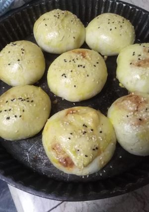 A picture of Chicken Bun.