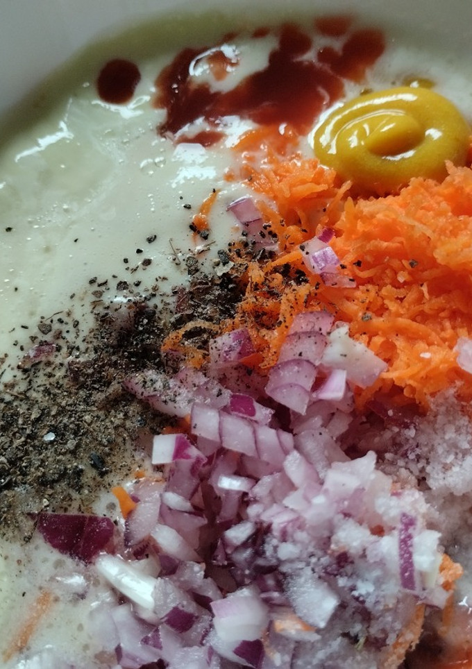 Una foto de Salsa cremosa picante para tus comidas rápidas🥯🥙🌯