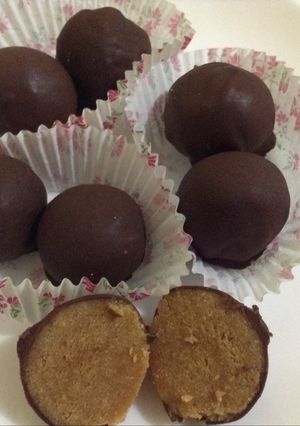 صورة لوصفة كرات التوفي بالشوكولا 🍬🍬