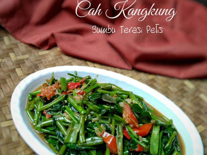 Wajib coba! Bagaimana cara memasak Cah Kangkung Bumbu Terasi Petis yang gurih