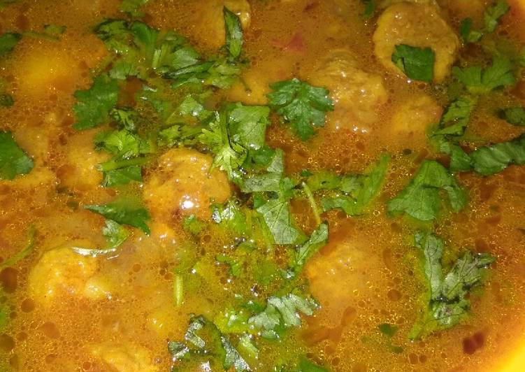 Easiest Way to Prepare Recipe of Soya chunks Curry