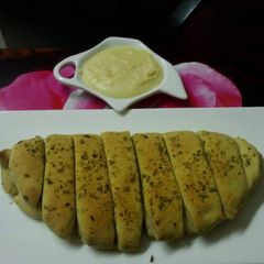Dominos style garlic bread A picture of Dominos style garlic bread.