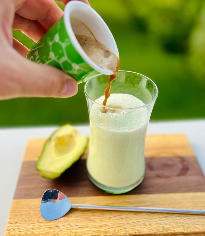 Avokádó Latte (mindenmentes) recept fotója