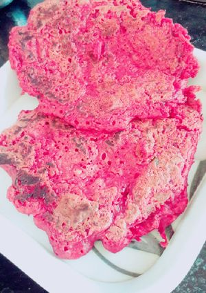 A picture of Beet oats uttapam.
