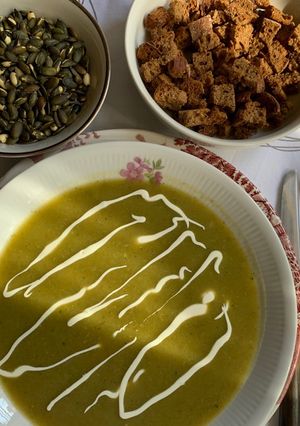 O poză a rețetei Supă cremă de broccoli.