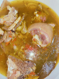 A picture of Oxtail soup.