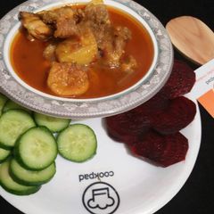 A picture of Aloo chicken Gravy.