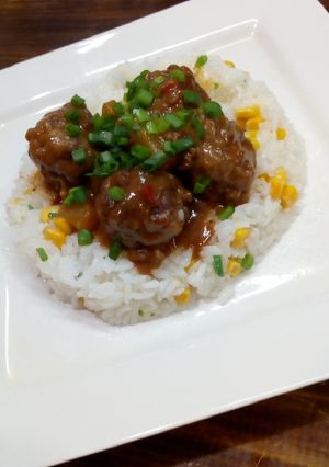 Una foto de Salsa de albóndigas agridulce con ananá