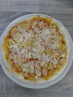 Foto resep Crab Stick & Corn Mayo Pizza (teflon) (takaran sendok)
