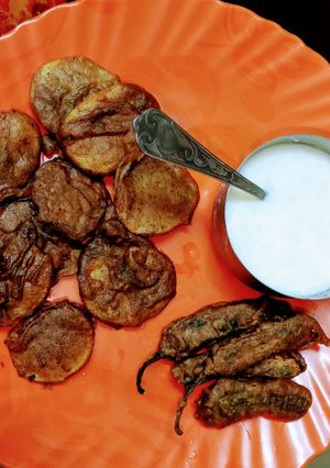 A picture of Kuttu Atta Fritters.