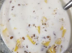 Una foto de Avena-mango bowl