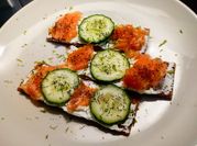 Una foto de canapés de queso philadelphia