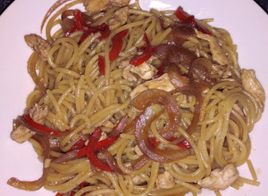 Una foto de Vermichelli con salsa de soja 🍝