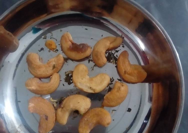 Steps to  Fry kaju