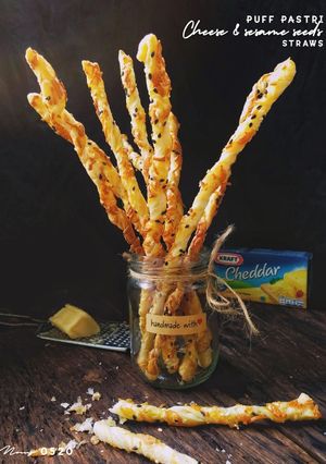 Foto resep Puff pastry Cheese and sesame seeds straws
