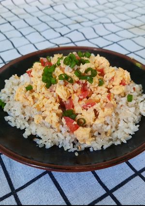 Hình của món Cơm chiên tỏi - trứng khuấy.