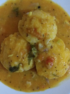 ஸ்பான்ஜி இட்லி மற்றும் சாம்பார் செய்முறை முக்கிய புகைப்படம்