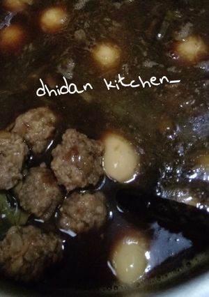 Foto resep 8.Semur bola daging dan telur puyuh #bikinramadanberkesan