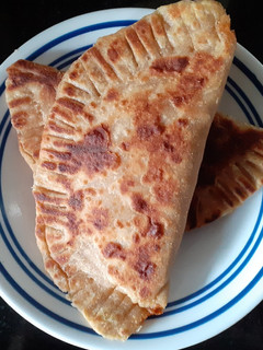 A picture of Pizza Paratha.