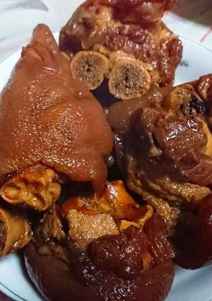 滷豬腳 的食譜成品照片