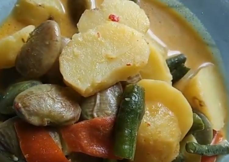 Sayur Lodeh Koro dan Kentang