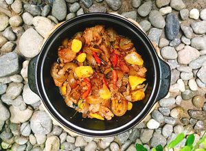 Hình của món Heo Rừng Kho Riềng.