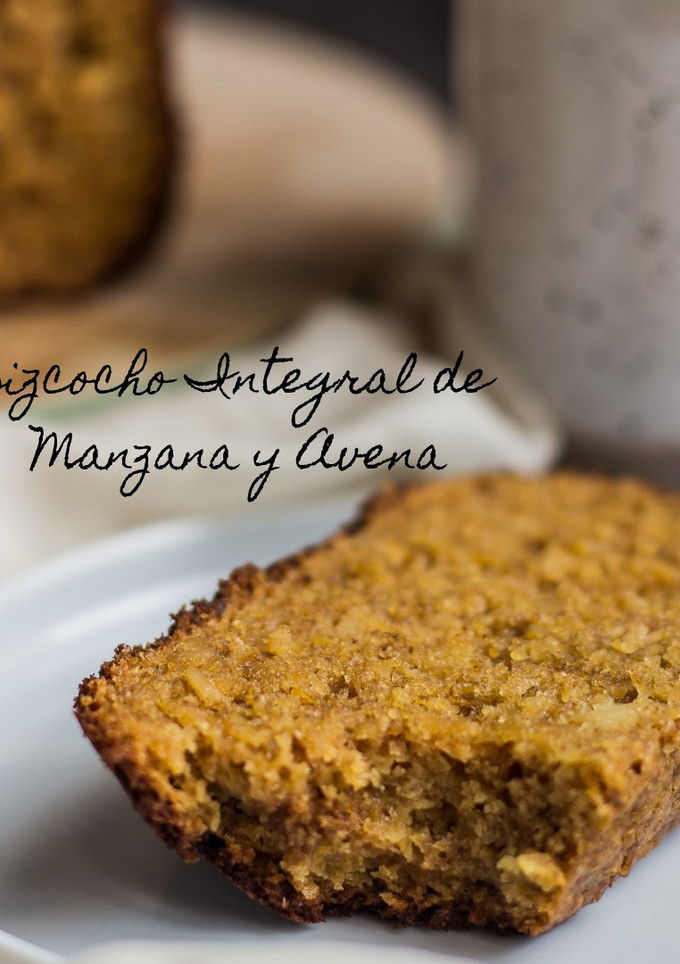 Una foto de 🌾🍏Bizcocho Integral de Manzana y Avena🍏🌾