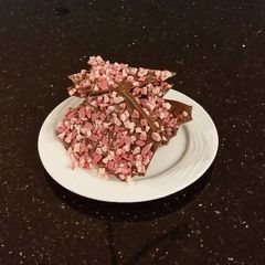 A picture of Peppermint Bark.