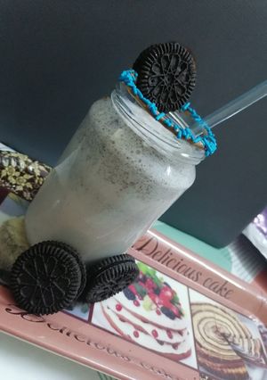 A picture of Chocolate Cookie Milkshake.