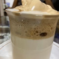 A picture of Dalgona coffee.