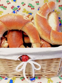 Kelesztés nélküli graham kifli🥐🥐 recept fotója