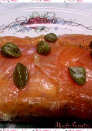 Foto principal de Tosta de salmón marinado