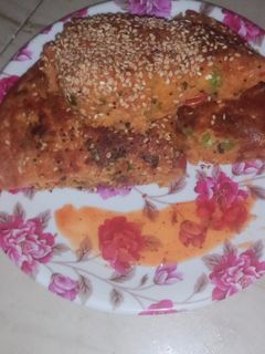 #વેજિટેબલ રવા પેન કેક (vegetable rava pen cake recipe in Gujarati) રેસીપી મુખ્ય ફોટો