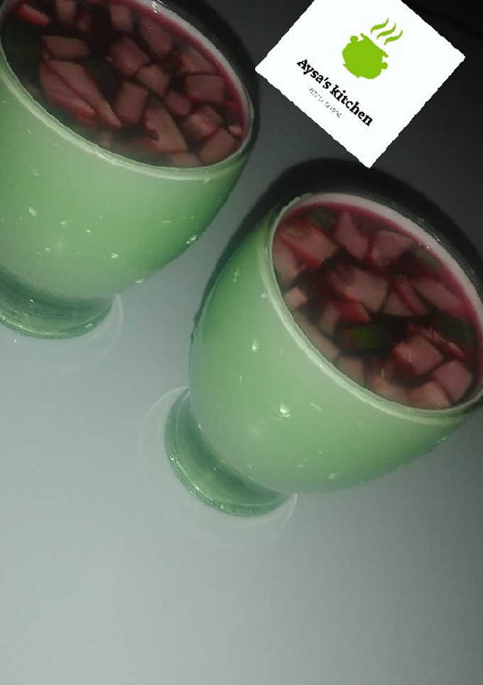 A picture of Zobo drink.