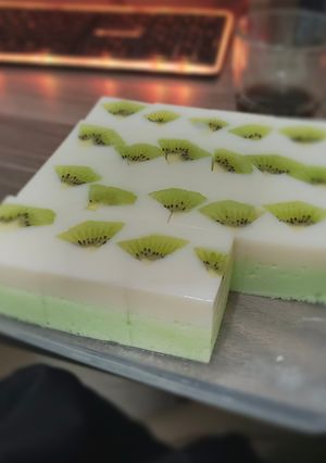 Foto resep Vanilla Kiwi Sponge Pudding | Puding Busa