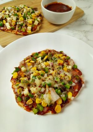 A picture of 2 minute pizza.
