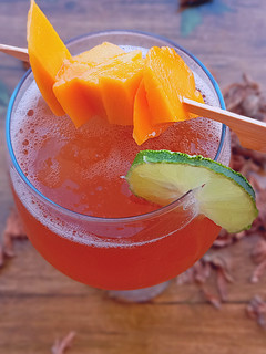 A picture of Cocktail du bissap blanc.