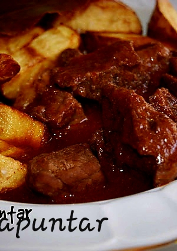 Una foto de Guiso de carne al toro