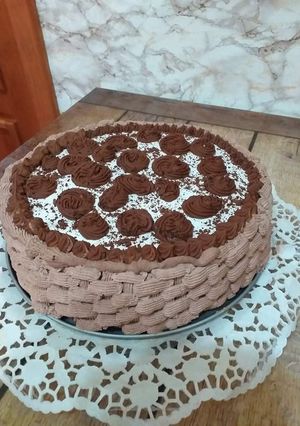 O poză a rețetei Tort aniversar ☺😋.